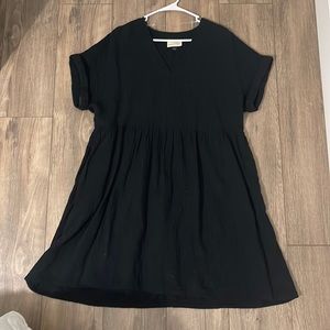 V-neck Cotton Dress with Pockets